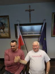 Internauci jak zwykle byli niezawodni, a w mediach społecznościowych pojawiły się memy. Nowy T Shirt Lecha Walesy Wydarzenia W Interia Pl