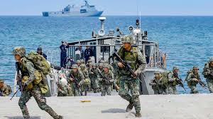 Philippines defence chief says vessels at whitsun reef are manned by militias rather than fishermen, and accuses beijing of 'provocation'. Philippines And Us Boost Defense Ties Amid South China Sea Feud Nikkei Asia