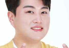 그리고 가발 쓰는 것만 큰일이었어요. ê¹€í˜¸ì¤' ì—„ë§ˆ ë¬´ë‹¹ ì–´ë¨¸ë‹ˆ ë‚˜ì´ ì§ì—… ì•„ë¹  ì•„ë²„ì§€ ë¶€ëª¨ë‹˜ ê³ í–¥