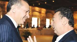 Siyasilerden Kayahan mesajı