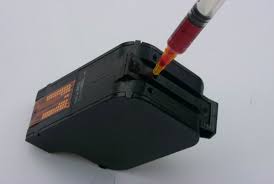 L'équipe point encre & toner recharge les cartouches jet d'encre et les toners toutes marques d'imprimantes à nantes et cholet. La Recharge De Cartouche Une Solution D Avenir Encros Fr