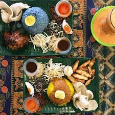 Ramai yang buat dan jual laksam tapi tidak ramai yang dapat membuat seperti laksam kelantan original. Viral 20 Tempat Makan Menarik Di Kelantan Top Dan Terbaik Ammboi