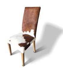 Die beine sind aus echtholz gefertigt. Moderner Stuhl Harry Ecomatrix Srl Aus Eiche Kuhfell Mit Fussgestell Aus Buche