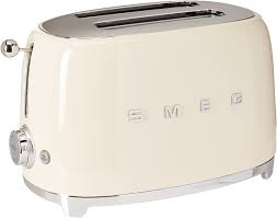 Kitchen appliances have been white, avocado, turquoise and harvest gold. Amazon Com Smeg Tsf01crus 50 S Retro Style Aesthetic 2 Slice Toaster Cream Kitchen Dining