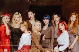 Event details, videos, merchandise & more. Twice Will Make Their First Appearance On The Kelly Clarkson Show Mymusictaste