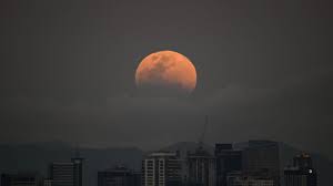 Cómo y cuándo ver el eclipse lunar de agosto 2026