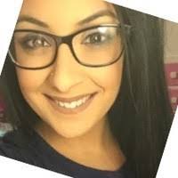 Tara Bratt's Instagram, Twitter & Facebook