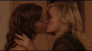 Heather Graham kissing Bridget Moynahan | Lesbian Movie - YouTube