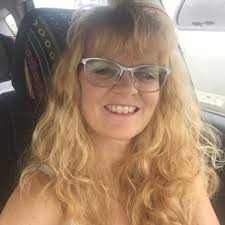 Joyce Darcy (@JoyceDarcy4)