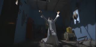 ومن يفعل ذلك فهو لا يعتدي على زوجته فحسب ولكنه يتعدى على حد من حدود الله. Ù…Ù†ØµØ© Ø§Ù„Ø§Ø³ØªÙ‚Ù„Ø§Ù„ Ø§Ù„Ø«Ù‚Ø§ÙÙŠØ© ÙÙŠÙ„Ù… Ø§Ù„ØºÙˆÙ„ Ø¹Ù† Ø§Ù„Ø­Ø±Ø¨ Ø§Ù„ØªÙŠ ØªØ£ÙƒÙ„ Ø§Ù„Ø£Ø·ÙØ§Ù„