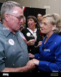 Dick Sloop talks with Lt. Gov. Beverly Perdue before she formally announced  her canidacy for Governor at the New Bern, N.C., Convention Center