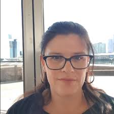 Hold Me in the Dark : Newbury, Helena: Amazon.es: Libros