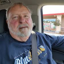 Debra Lowrimore's Instagram, Twitter & Facebook