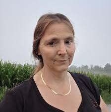 TGIF! Hopefully this nice weather sticks around for the weekend. ☺️