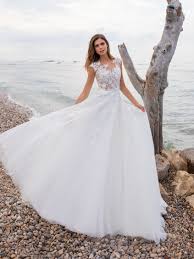 Brautkleid mit tattoospitze rückenfrei in a linie. Anna Hochzeitsblume