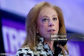 Tina Lundgren's Instagram, Twitter & Facebook