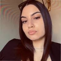 Maria Parrella's Instagram, Twitter & Facebook