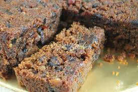 Disebabkan resepi kek coklat ini menggunakan cara kukus, ia mempunyai rasa yang lebih moist berbanding kek yang dimasak di dalam ketuhar. Kek Buah Kukus Yang Sangat Lembap Azie Kitchen