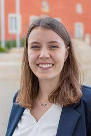 Marie Neusch's Instagram, Twitter & Facebook