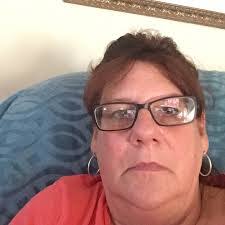 Sherri Engler's Instagram, Twitter & Facebook