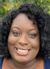 Community: Newcomers Encore Club installs officers