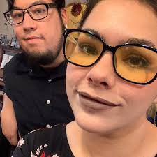 Birds and worms make great friends! 🐥💛