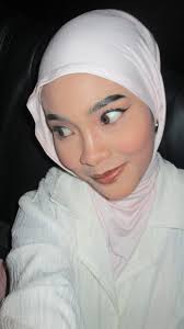 fun fact kalo belum minum suka tremorr dan liner nya jadi berkelok kaya  jalan tol😃