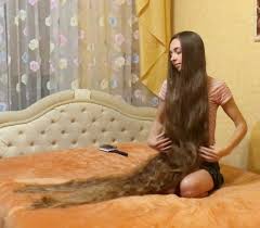 Long hair princess is really attractive today. Video The Long Hair Princess Bed Realrapunzels