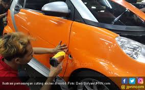 Cara melihat stiker line luar negeri. Cara Melepas Cutting Sticker Di Bodi Mobil Tanpa Bekas Jpnn Com