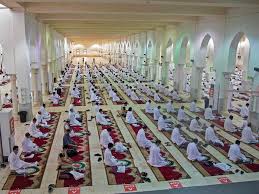 Uae public holidays 2020 this page contains a national calendar of all 2020 public holidays. Eid Al Adha 2020 First Time Scenes From Haj Show Pilgrims With Masks And Social Distancing At Mount Arafat News Photos Gulf News