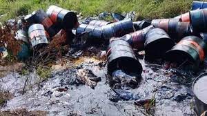 Pencemaran yang masuk ke dalam tanah kemudian terendap sebagai zat kimia beracun di tanah. Lotte Chemical Bantu Tangani Pencemaran Kimia Di Pasir Gudang