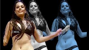 When Mumtaz had to get over her heavy Iranian thighs complex and wear a  bikini for Feroz Khans Apradh: I felt that I was looking very sexy