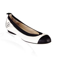 Black And White Ballet Flats Chanel Ballerina Flats White Black With Images Chanel Ballerina Flats Chanel Ballerina Ballerina Flats
