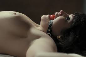 Gemma Arterton, sexy y sin límites: SIN ROPA 