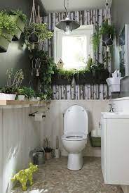 Vous pouvez décorer les toilettes grâce à des changements. 1001 Idees Deco Toilettes Originales Changer Le Train Train Quotidien Idee Deco Toilettes Deco Toilettes Originales Deco Toilettes