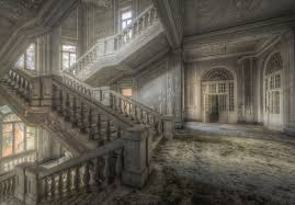 The Stairwell Of An Abandoned Asylum 2048 1429 Photographed By Andrea Pesce R Abandonedporn Abandoned Abandoned Places Abandoned Asylums Is this what they call a mental hospital? the stairwell of an abandoned asylum