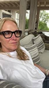 Jacqui Manley's Instagram, Twitter & Facebook