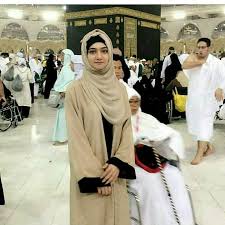 Kartun muslimah syar'i, kartun muslimah cantik, kartun muslimah lucu, kartun muslimah terbaru, kartun muslimah sedih, kartun muslimah menangis, kartun muslimah sahabat, kartun muslimah keren, kartun 24+ gambar wanita muslimah versi kartun. 44 Ide Kartun Muslimah Kartun Gambar Gambar Kartun