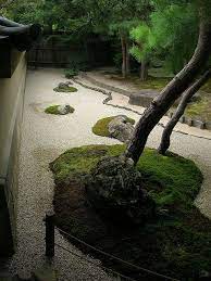 Interesting Idea Moss Around Trees For A Bit Of Green In The Landscape Japanese Garden Japanese Garden Design Japan Garden