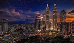 A melting pot of culture from all over the world, the local cuisine is bound to tantalize your taste buds! Kuala Lumpur Twins Malaysia Petronas Twin Towers Sky Bridge Architecture Skyscraper Skyscrapers Modern City Night Pikist