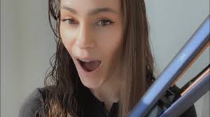 DYSON AIRSTRAIT FIRST IMPRESSION (must see) 🧖🏽‍♀️🧏🏼‍♀️🪄  #dysonairstrait #dyson #dysonhair #hair