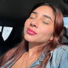 Johanna Salas's Instagram, Twitter & Facebook