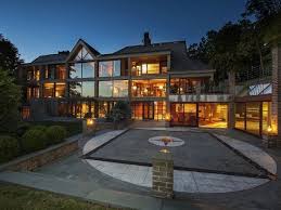 The area with the most options for transit into nyc is jersey city. 80 Hidden Vly Rd Far Hills Boro Nj 07931 2403 Mls 3242463 Estately Architecture Far Hills Estate Homes
