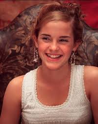 Emma Watson Fans added a new photo.