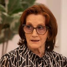 Isabel Ruth recorda: "Cheguei a casa e disse à minha mãe que me ia casar  dentro de 8 dias"