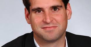 Look Back: Tesla Engineer JB Straubel Boosts EV Range To New Heights