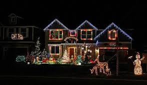 Ditto Christmas Lights I Love This House I Hope One Day Ours Is This Fab At Christma Diy Christmas Lights Outdoor Christmas Lights Exterior Christmas Lights