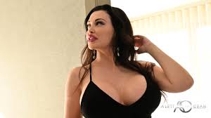 Aletta Ocean Live - THE REAL ESTATE AGENT GONE WILD - EPORNER