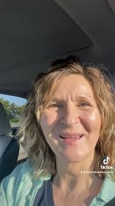 Tammy Borden's Instagram, Twitter & Facebook