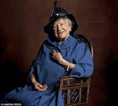 One S Rather Exclusive Family Album As He Turns 80 A Glimpse Inside Snowdon S Royal Archives Queen Mother Princess Margaret Queen Elizabeth